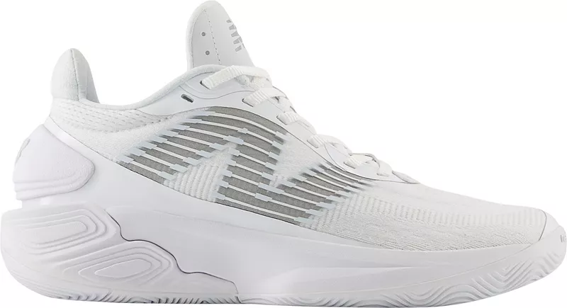 Баскетбольные кроссовки New Balance TWO WXY v5, белый