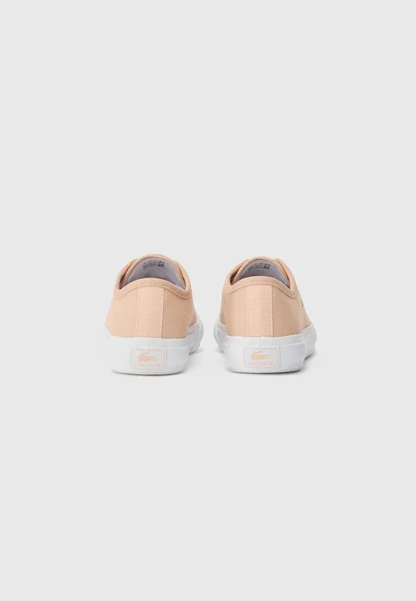 Кроссовки детские Lacoste Backcourt junior core essentials trainers, светло-розовый с белым — фото 3