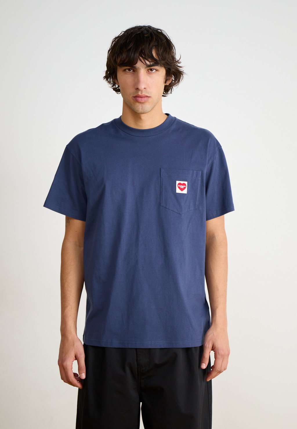 

Базовая футболка POCKET HEART Carhartt WIP, синий