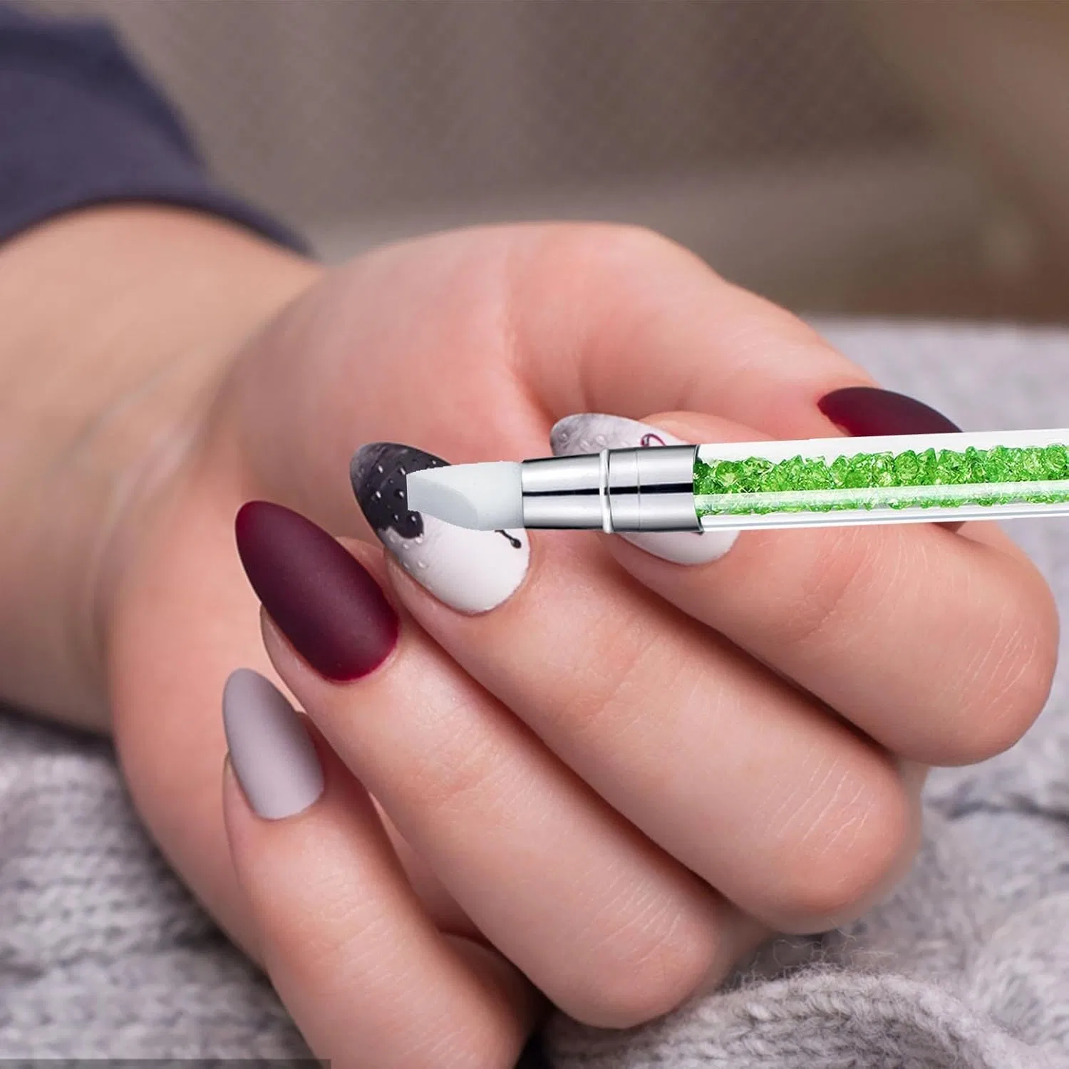 Силиконовая кисть для ногтей с двойной головкой Generic — фото 3