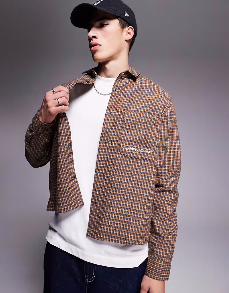 

Рубашка свободного кроя в клетку ASOS DESIGN из коричневого шерстяного имитации с вышивкой на груди