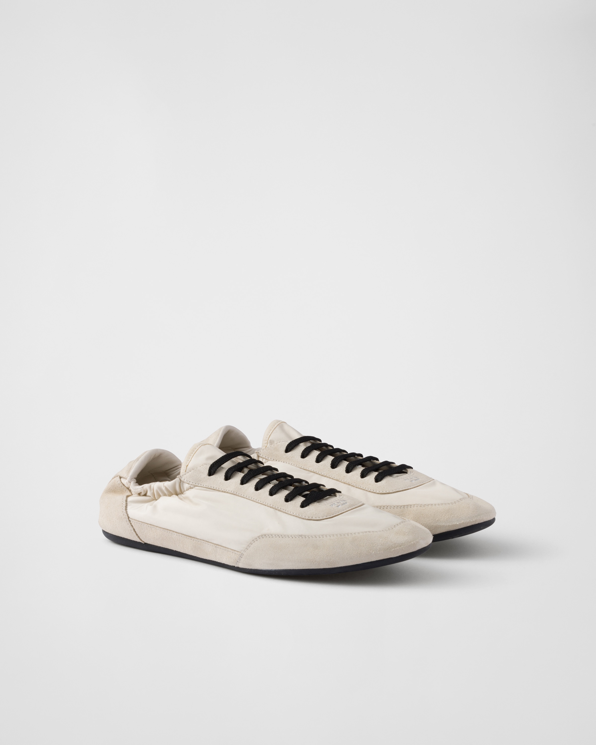 Кроссовки Collapse из Re-Nylon и замши Prada, айвори
