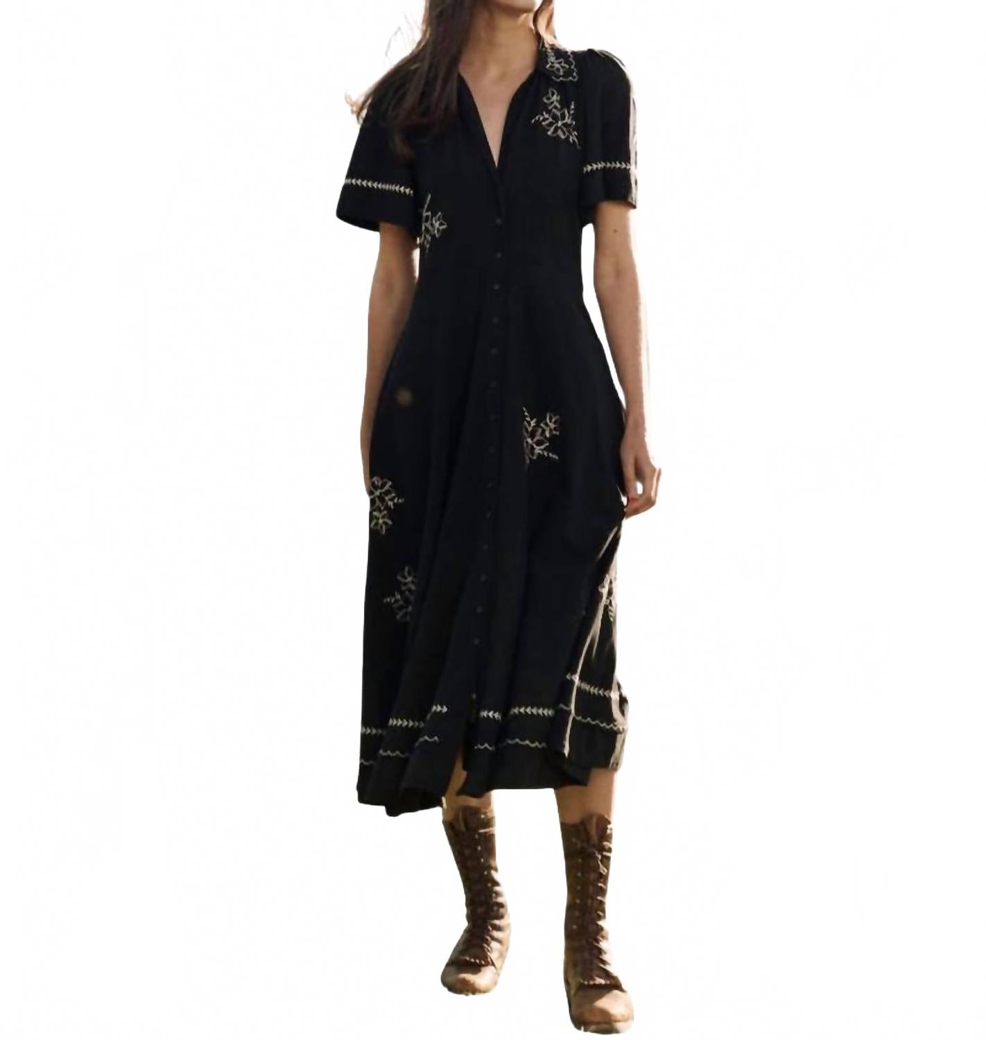 

Платье Bridge с кружевной вышивкой в черном цвете THE GREAT