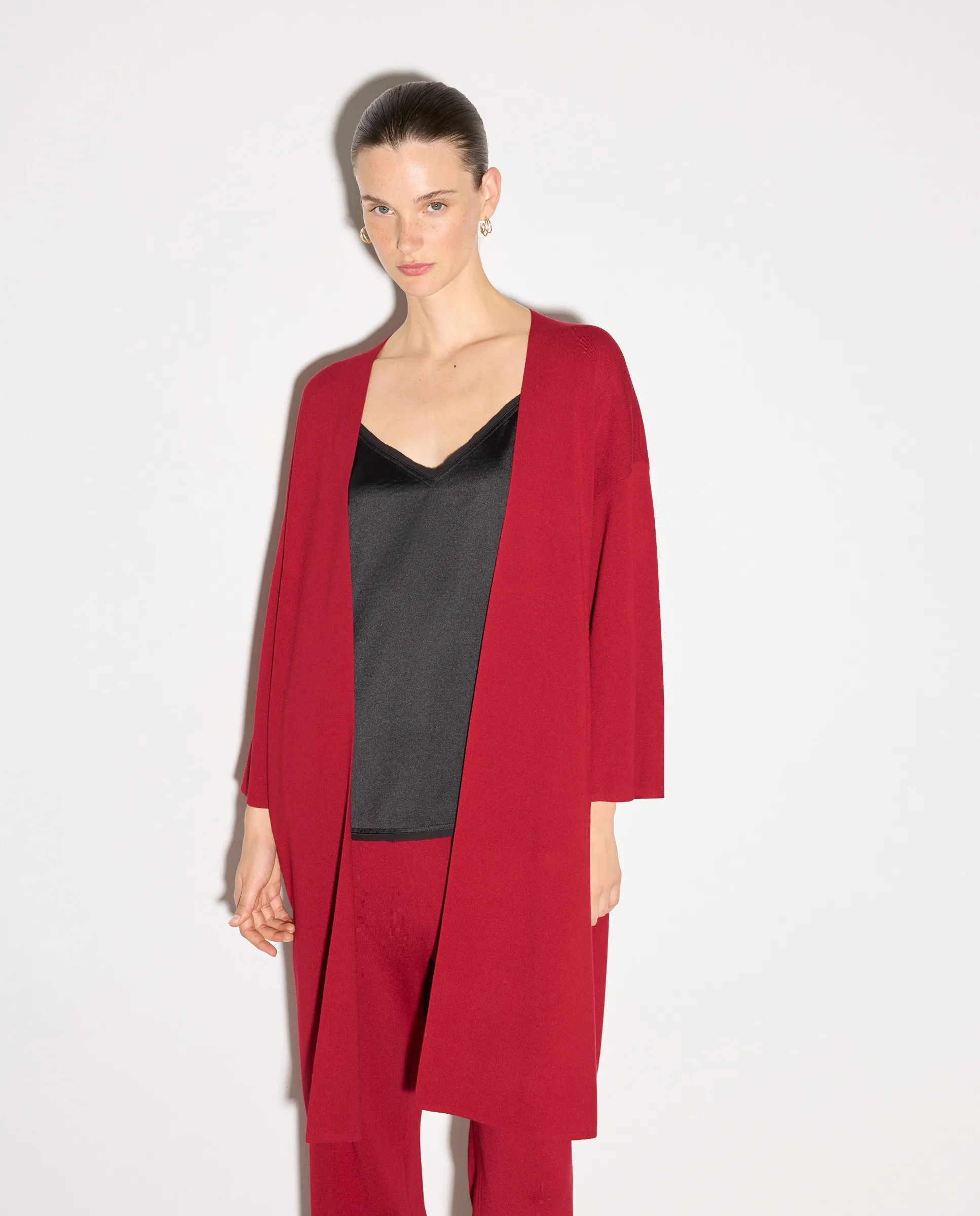 

Длинное женское пальто с отворотом Woman El Corte Inglés, черный