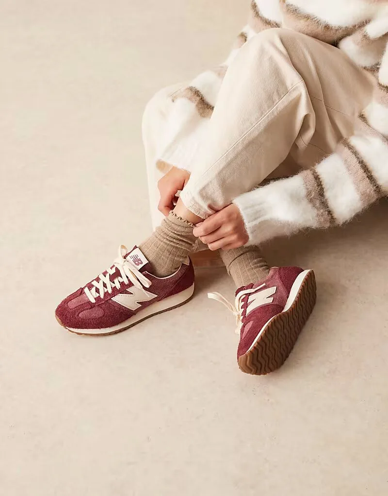 Кроссовки New Balance 471 унисекс из бордовой замши - эксклюзивно на ASOS
