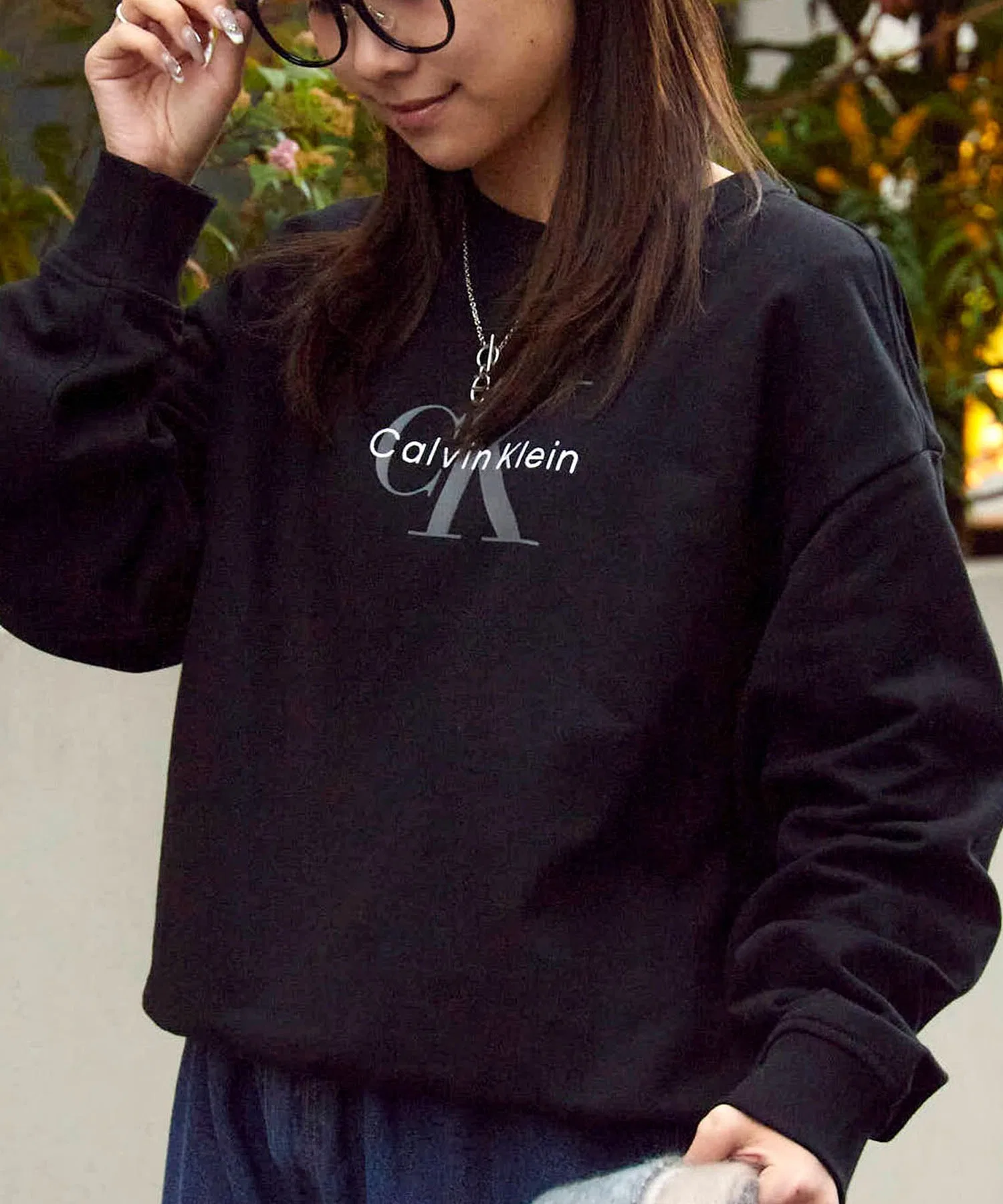 Толстовка Calvin Klein LS MONOLOGO FRENCH TERRY RLXD CREW с монограммой и круглым вырезом