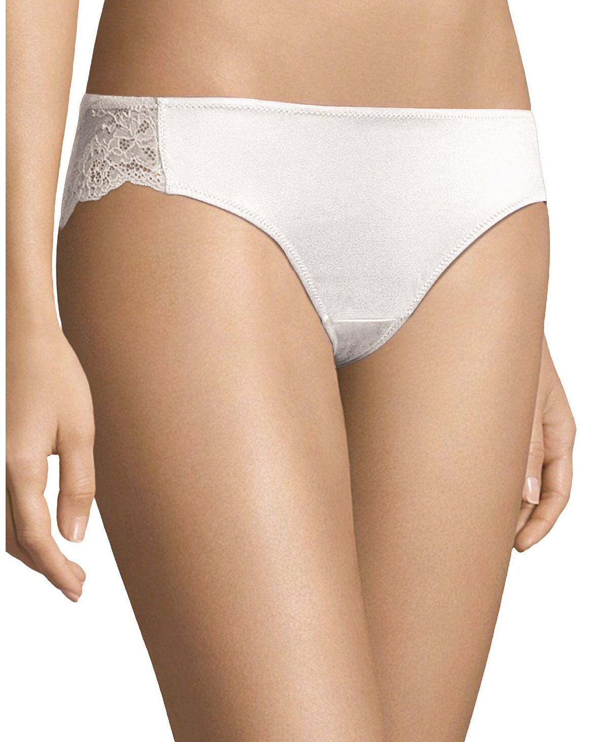 

Нижнее белье танга Comfort Devotion с кружевной спинкой 40159 Maidenform