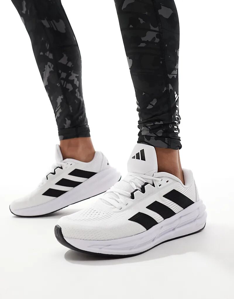 

Кроссовки adidas Running Questar 3 белого цвета adidas performance