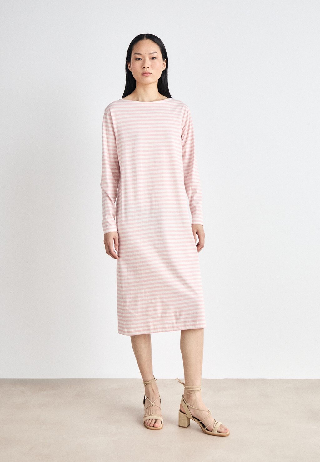 

Платье из джерси SOFT SINGLE SILLE DRESS Mads Nørgaard, розовый