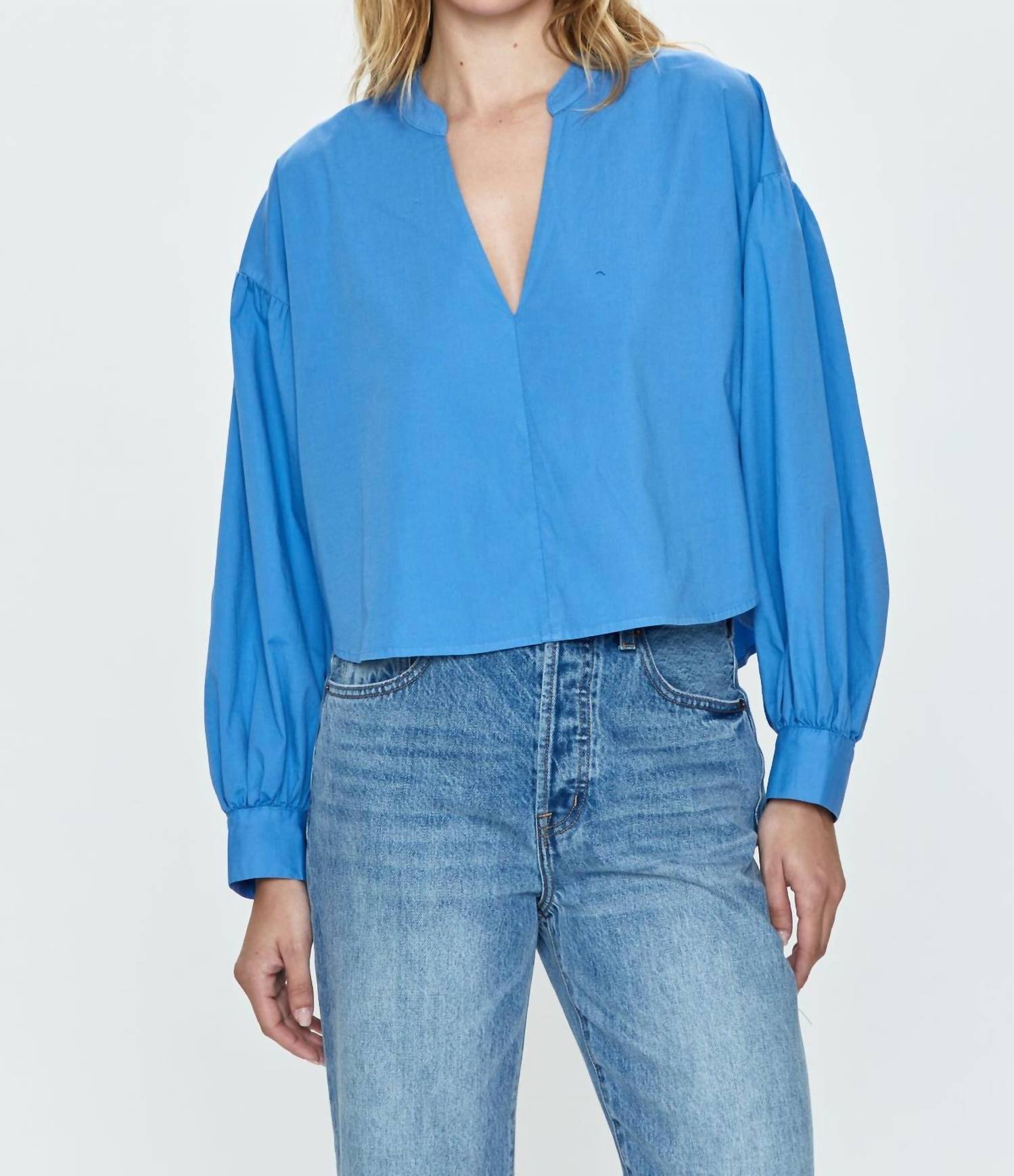 

Lou Топ в Blue Belle PISTOLA