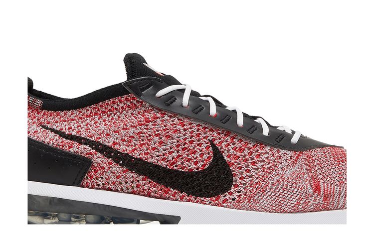 Кроссовки Air Max Flyknit Racer 'University Red', красный — фото 2