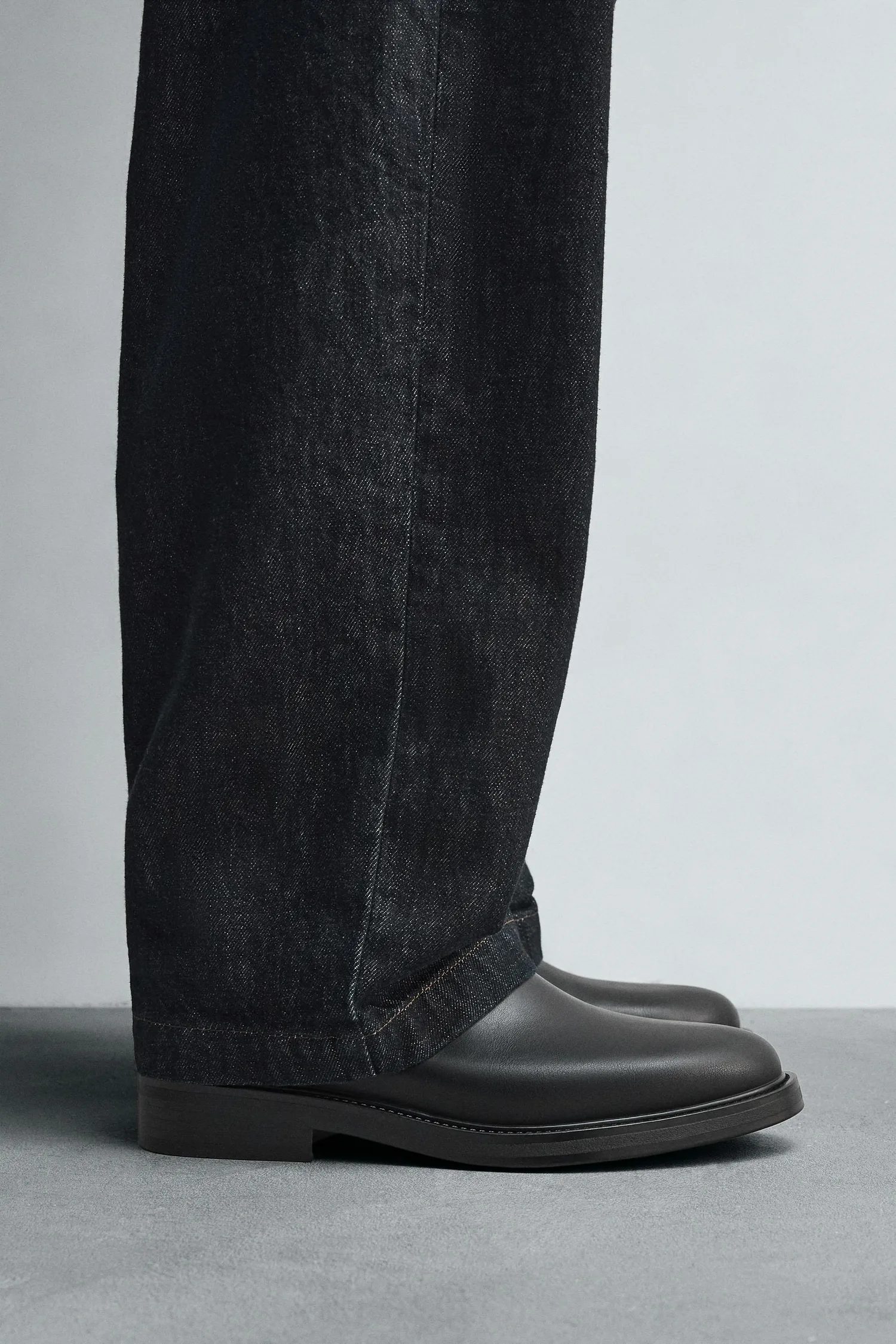 Одежда: ботинки челси Zara, черный