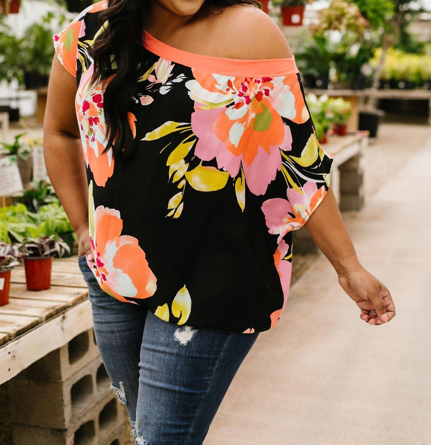 

Топ Grand Design Floral в цвете Multi E. Luna