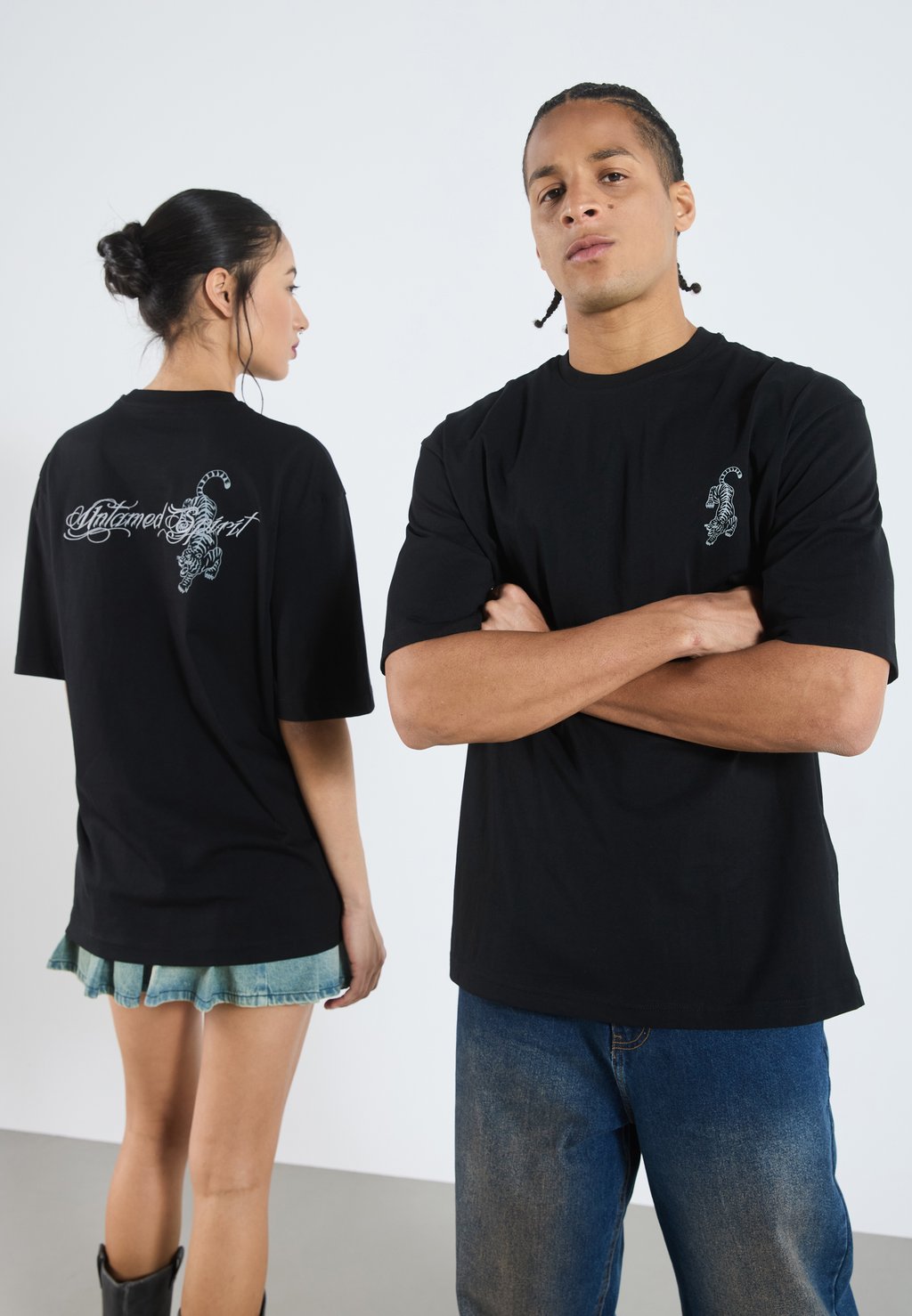 

Футболка с принтом UNISEX YOURTURN by Zalando, черный