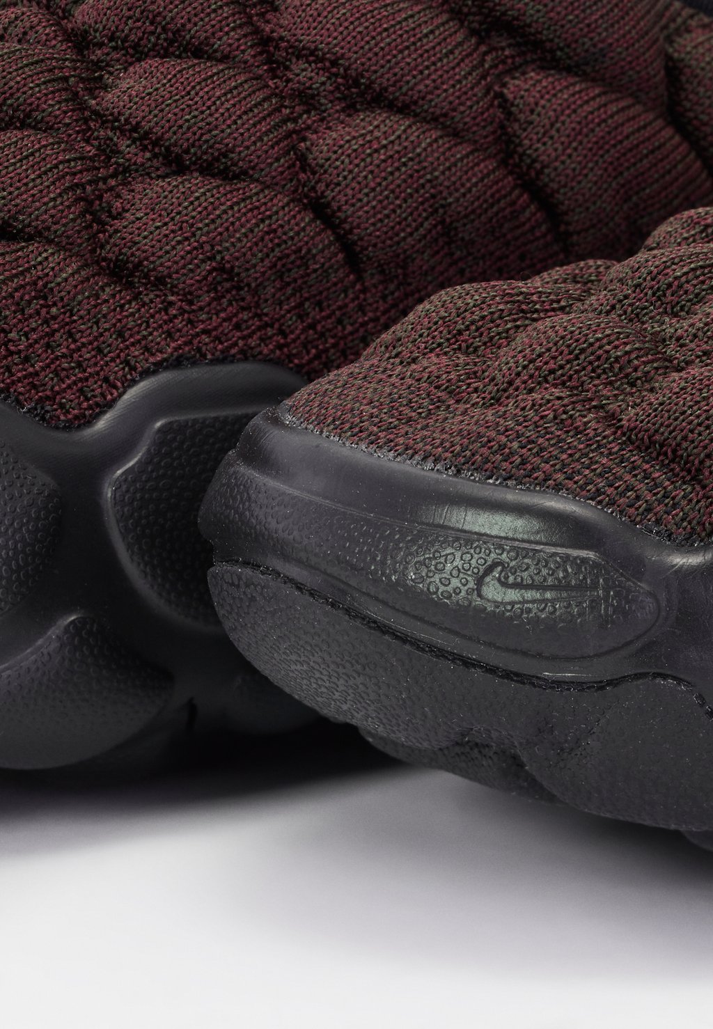 Кроссовки на шнуровке FLYKNIT HAVEN Nike, темно-коричневый