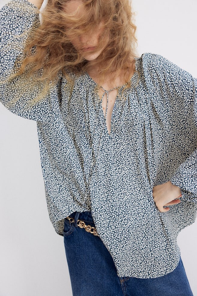 

Объемная блузка из крепа H&M, бирюзовый