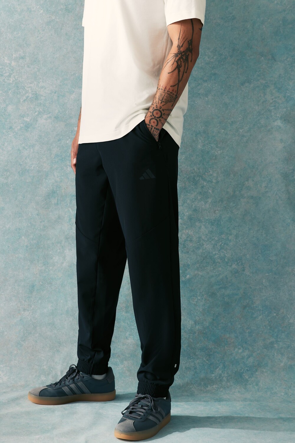 

Тканые джоггеры Adidas, черный