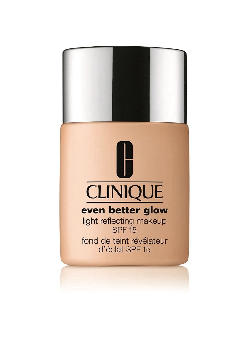 

Основа под макияж even better glow light reflecting makeup spf 15 Clinique, цвет cn 28 ivory, 30 мл