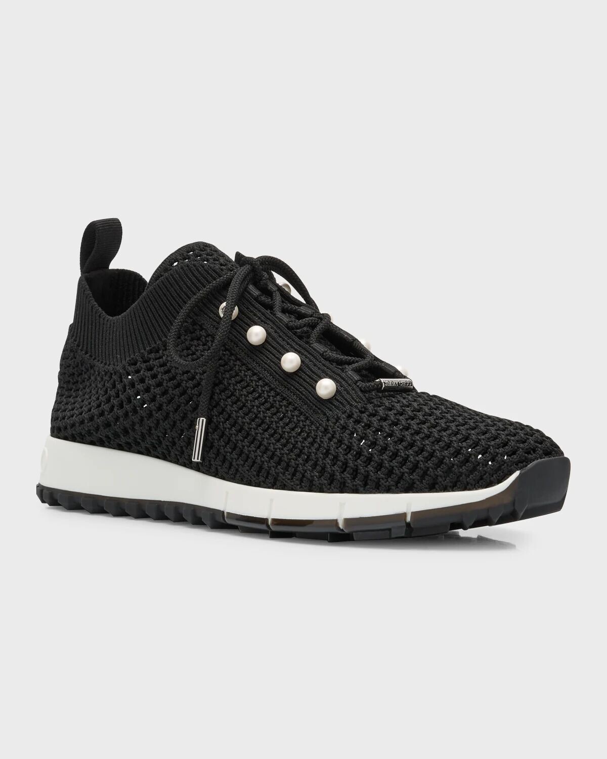 Вязаные жемчужные кроссовки на шнуровке Veles Jimmy Choo, цвет Black Multi — фото 4
