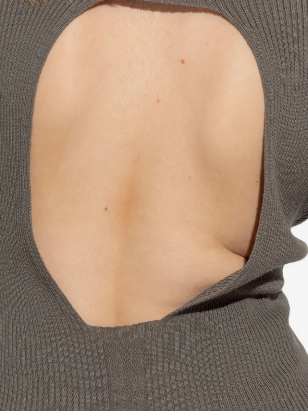 Ребристый свитер с открытой спиной от Rick Owens, нейтральный — фото 2