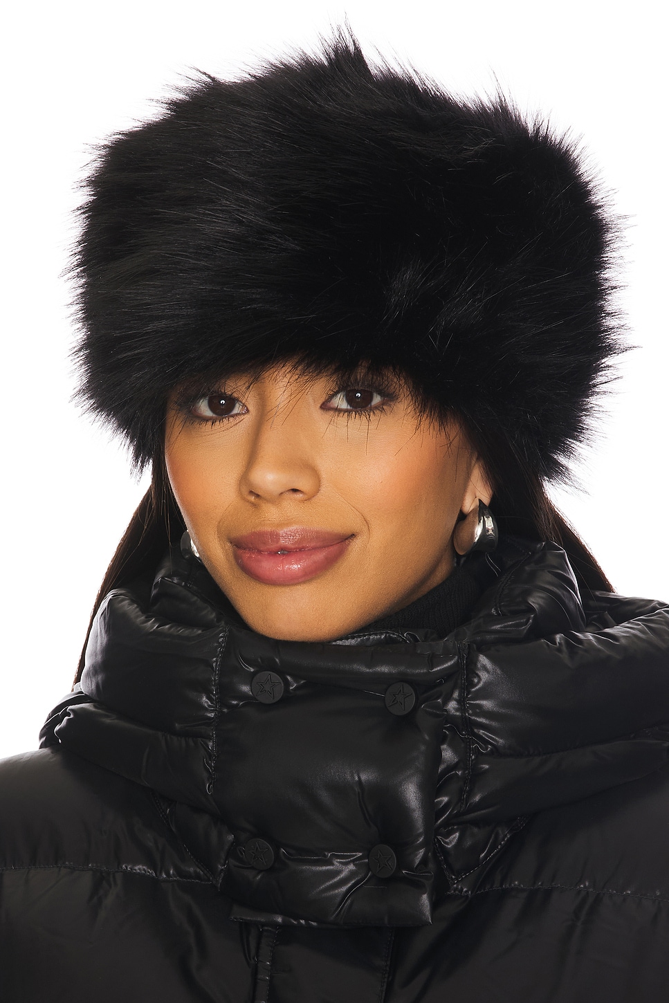 

Наташа шляпа Unreal Fur, черный