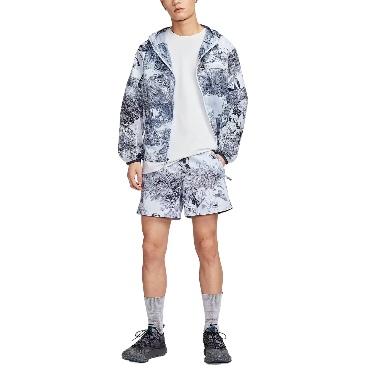 Шорты Casual ACG для мужчин Soccer Gray Nike, серый — фото 4