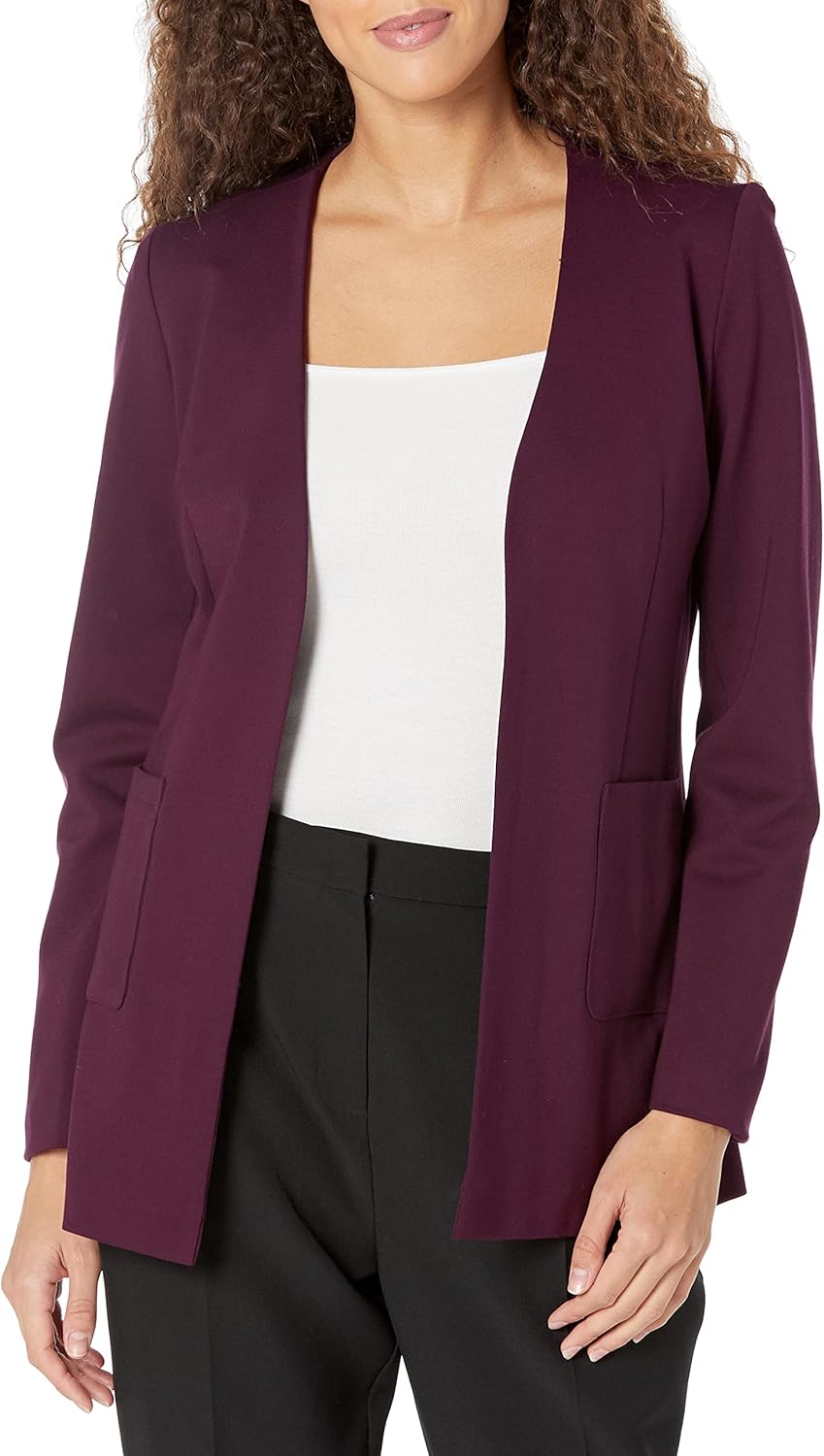 

Женская легкая куртка Calvin Klein с V-образным вырезом и практичными карманами (стандартный и большой размер), Aubergine