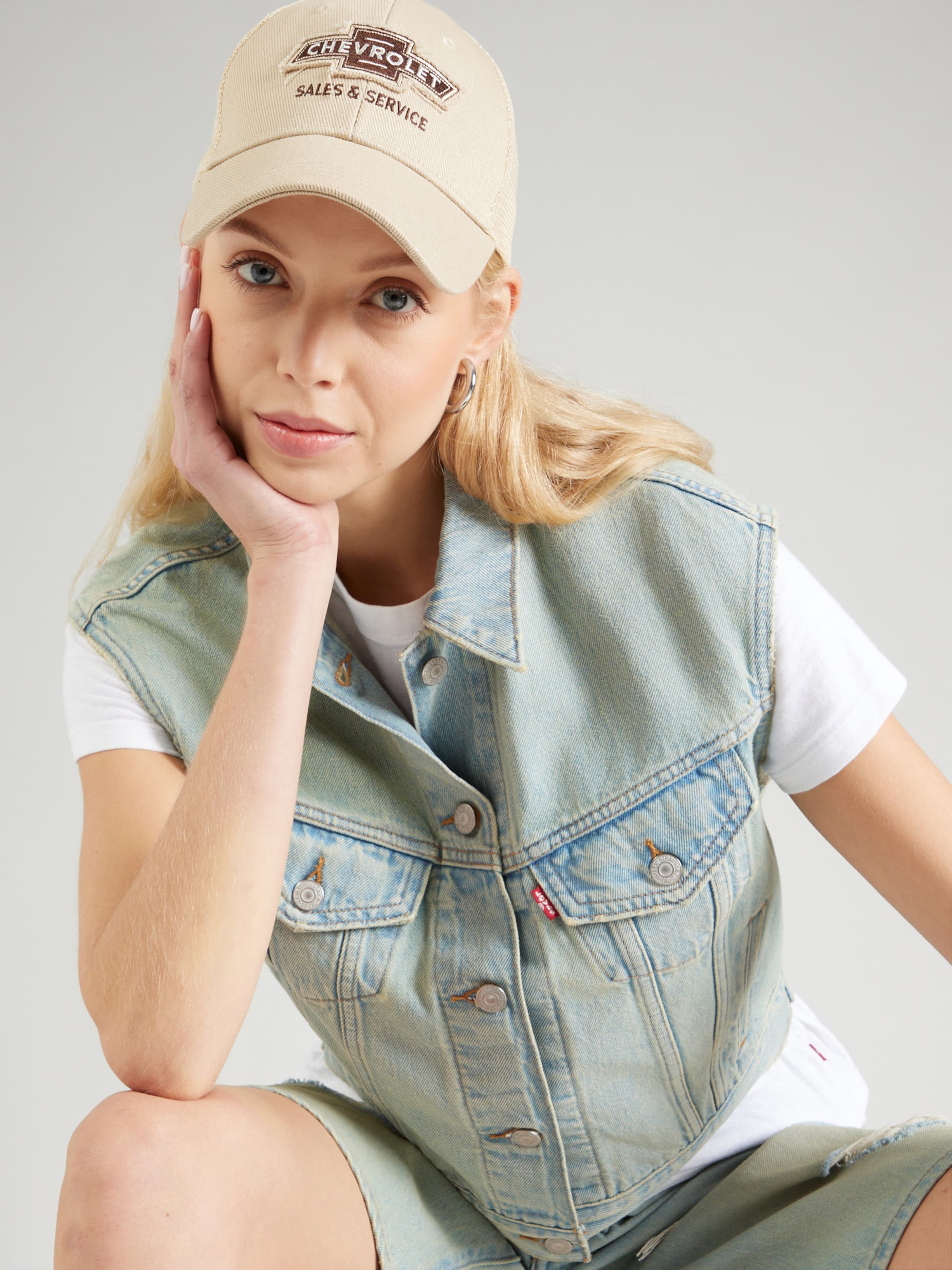 LEVI'S  Куртка межсезонная 'Shrunken 90s Vest' в синем дениме — фото 3