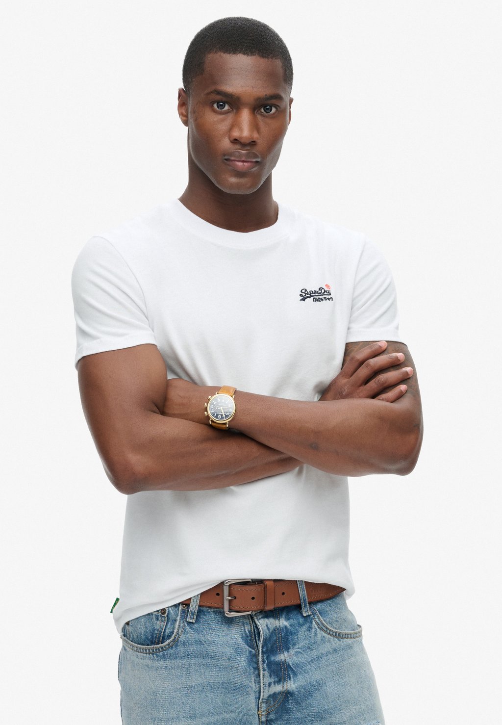 

Базовая футболка ESSENTIAL EMBROIDERED Superdry, белый