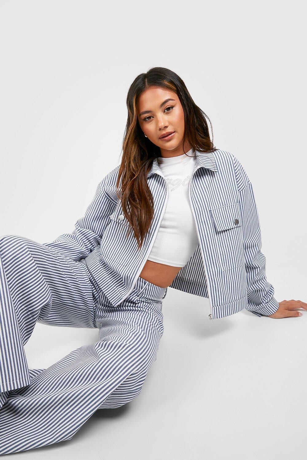 Джинсовая куртка в полоску из шамбре boohoo, синий