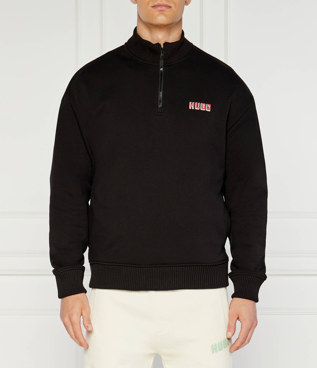 

Толстовка HUGO Regular Fit, черный
