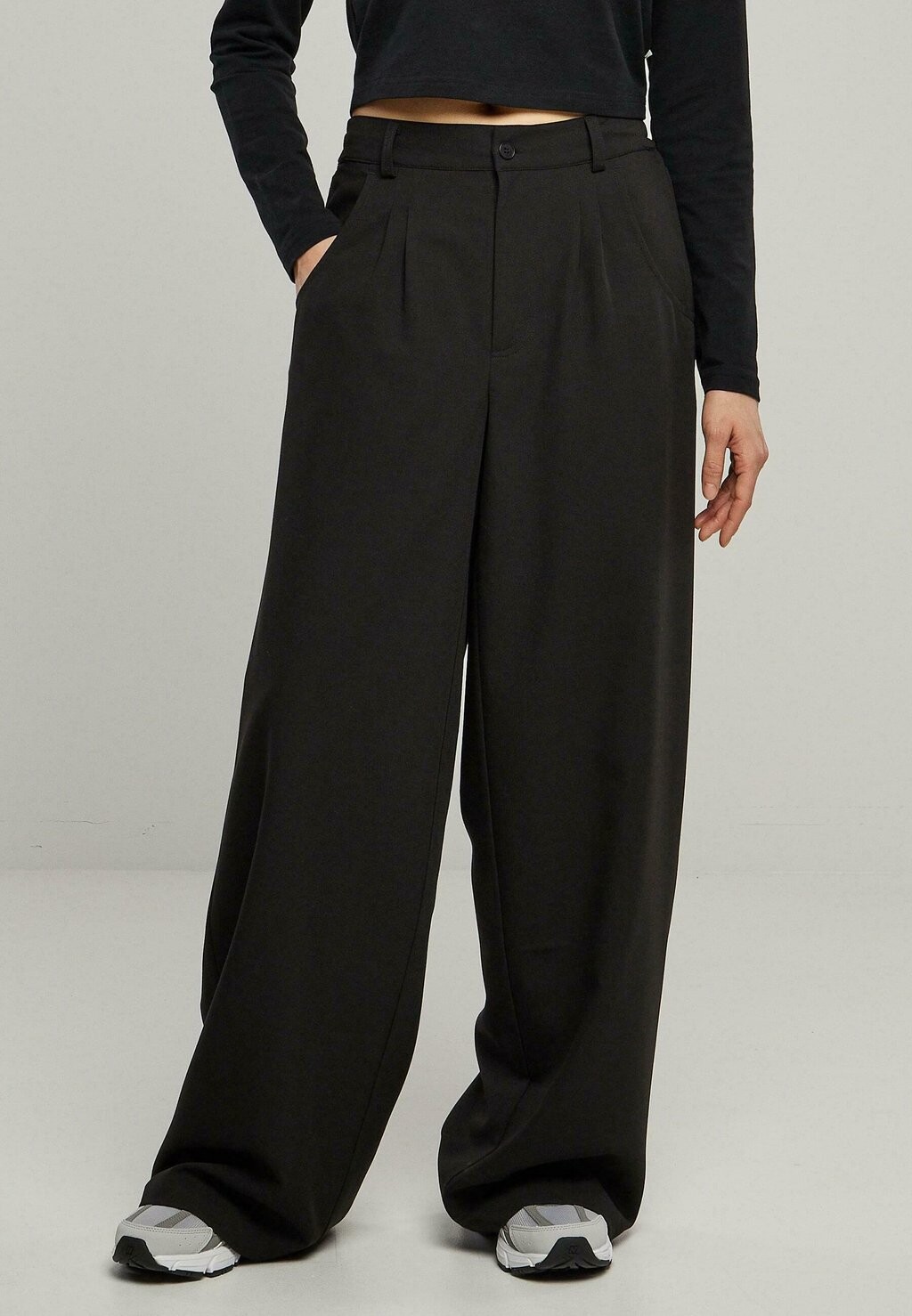 

Брюки ULTRA WIDE PLEAT-FRONT Urban Classics, черный