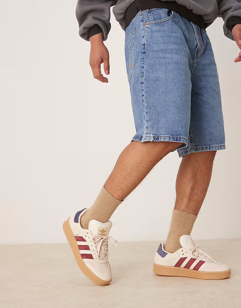 Кроссовки Adidas Originals Samba XLG кремового и красного цвета — фото 4