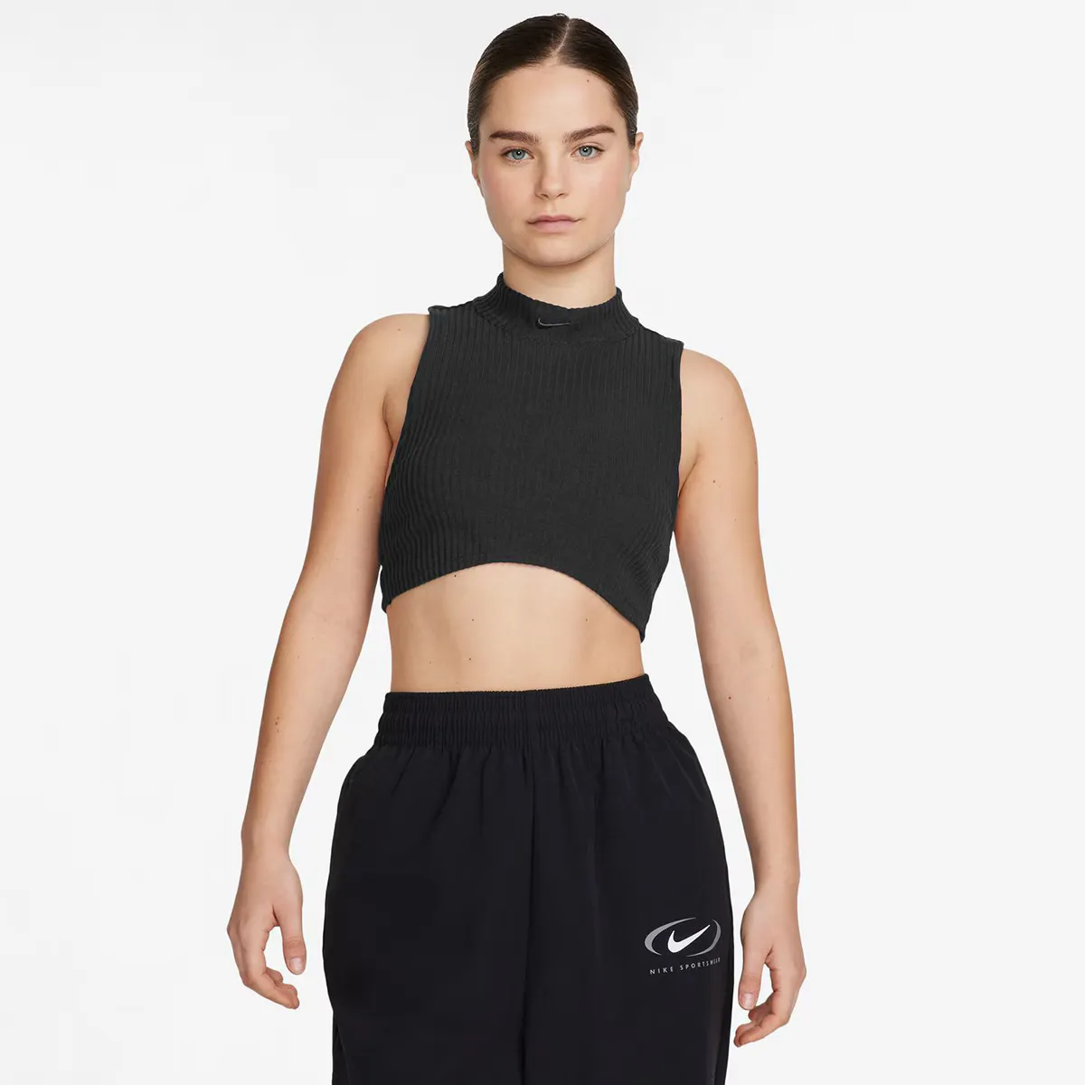 

Женская футболка Nike Sportswear Chill Knit, чёрный