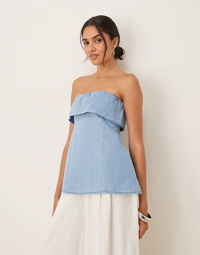 

Джинсовый топ-бандо ASOS DESIGN светло-голубого цвета с отворотом