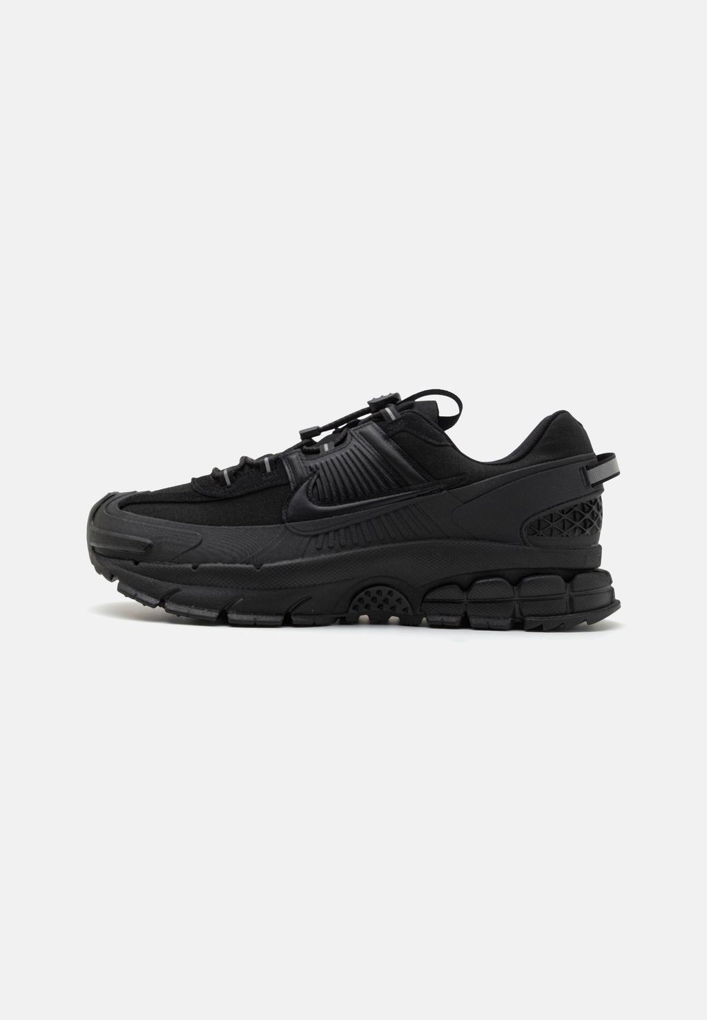

Кроссовки VOMERO ROAM UNISEX Nike Sportswear, черный