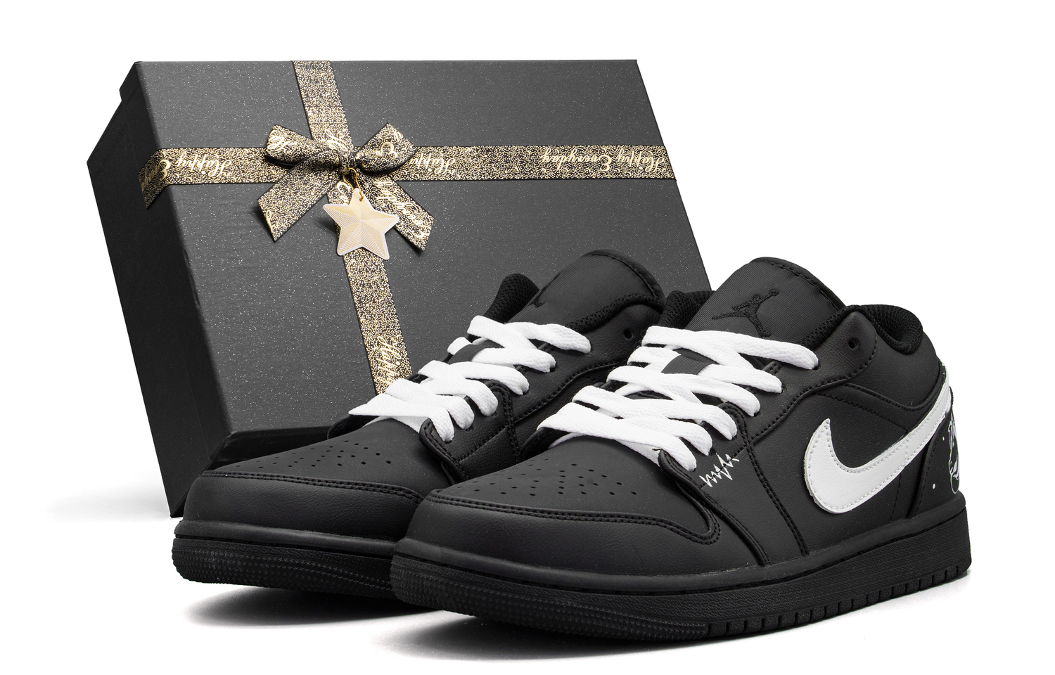 

Jordan Air 1 Cushioning, износостойкие низкие кеды Vintage Basketball Shoes Unisex черные белые