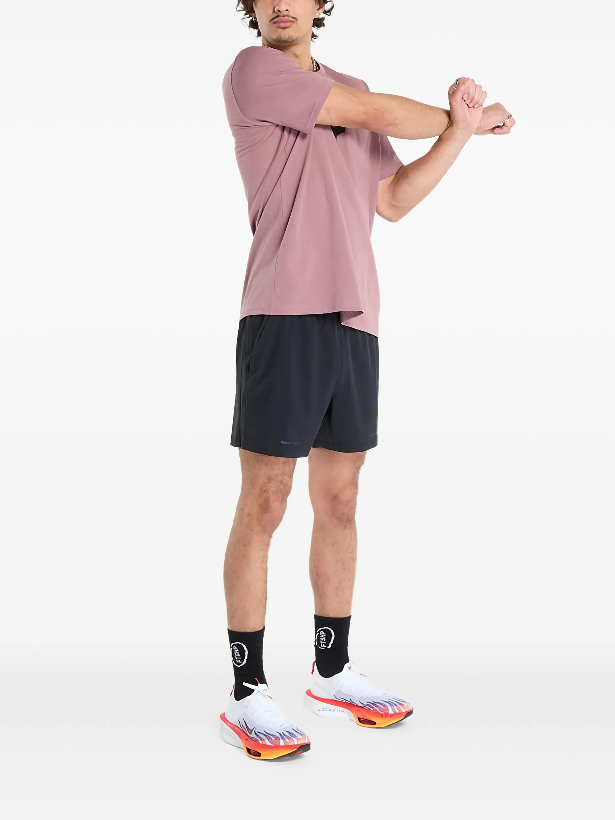 

Футболка с принтом Under Armour, красный