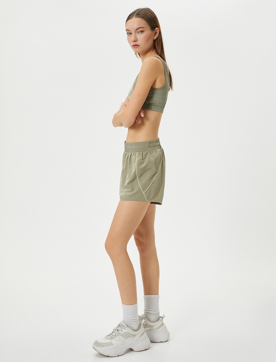 

Брюки свободного кроя Koton, хаки/пастельно-зеленый