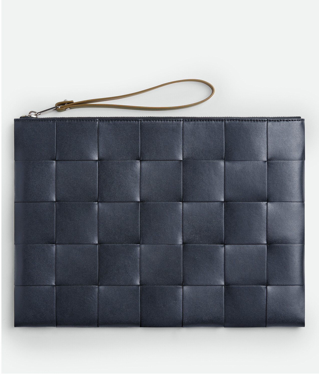 

Большая плоская сумка Bottega Veneta