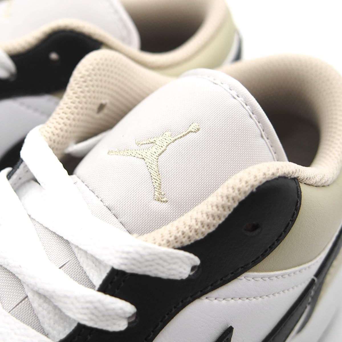 Кроссовки [Nike] AIR JORDAN 1 LOW SUMMIT WHITE/OFF NOIR-RATTAN 553558-153 Air Jordan 1 Low [Parallel Import], Summit White/Rattan/Off Noir — фото 4