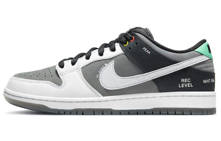 

Кроссовки Nike Sb Dunk Low VX1000