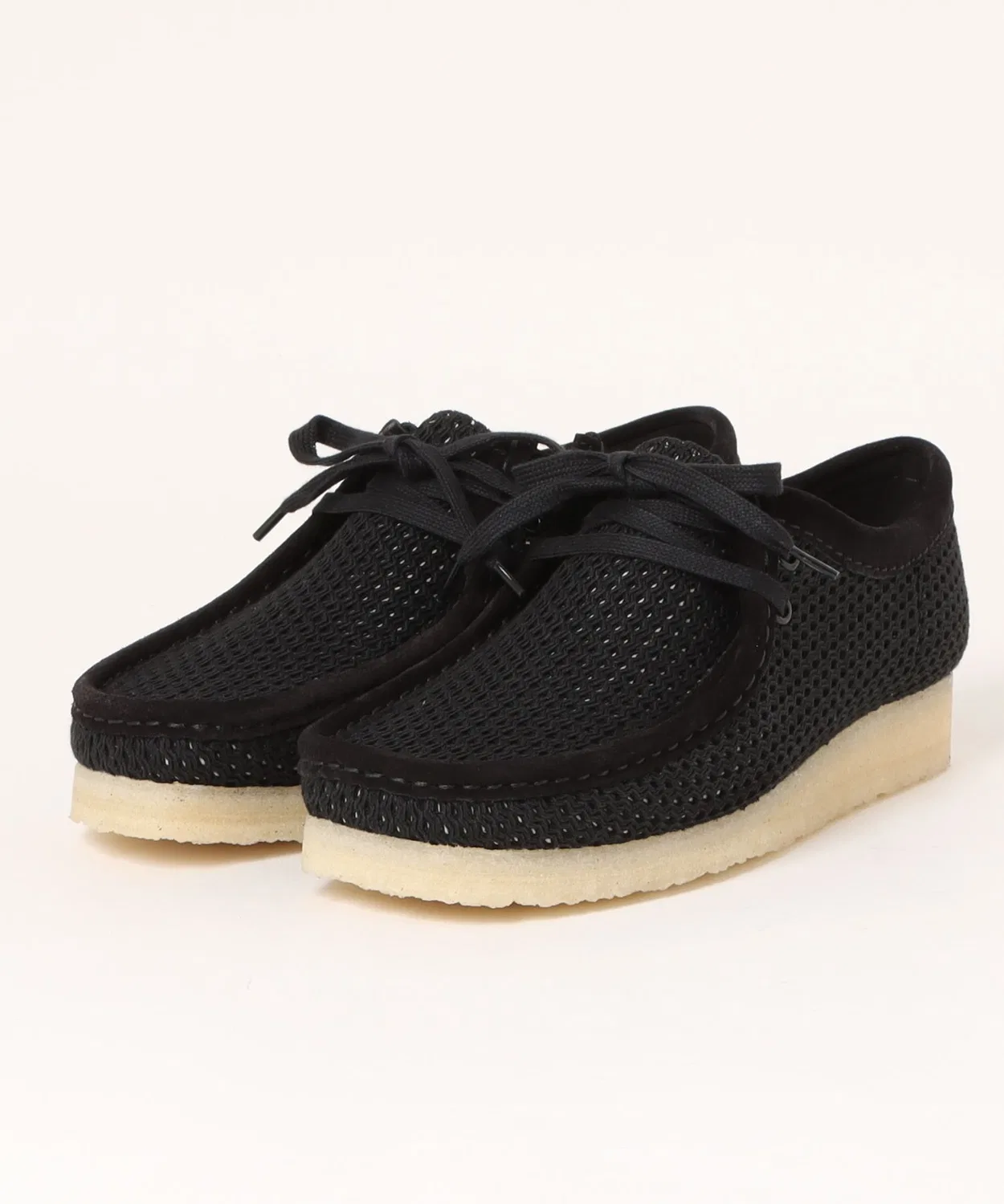 Кроссовки Wallabee Clarks из сетки на шнуровке черные