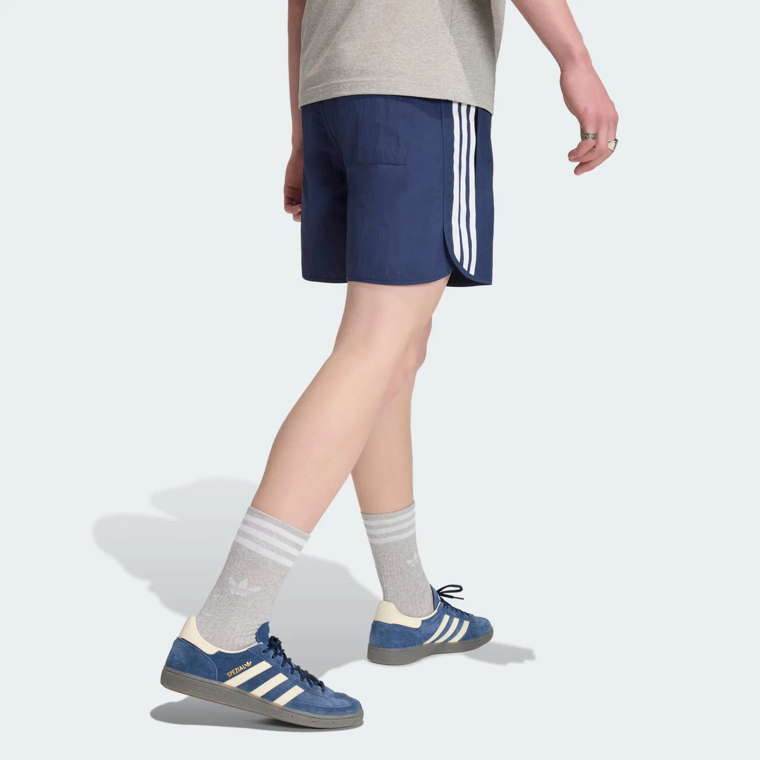 Шорты Adidas Originals Regular Pants Sprinter темно-синего цвета — фото 3