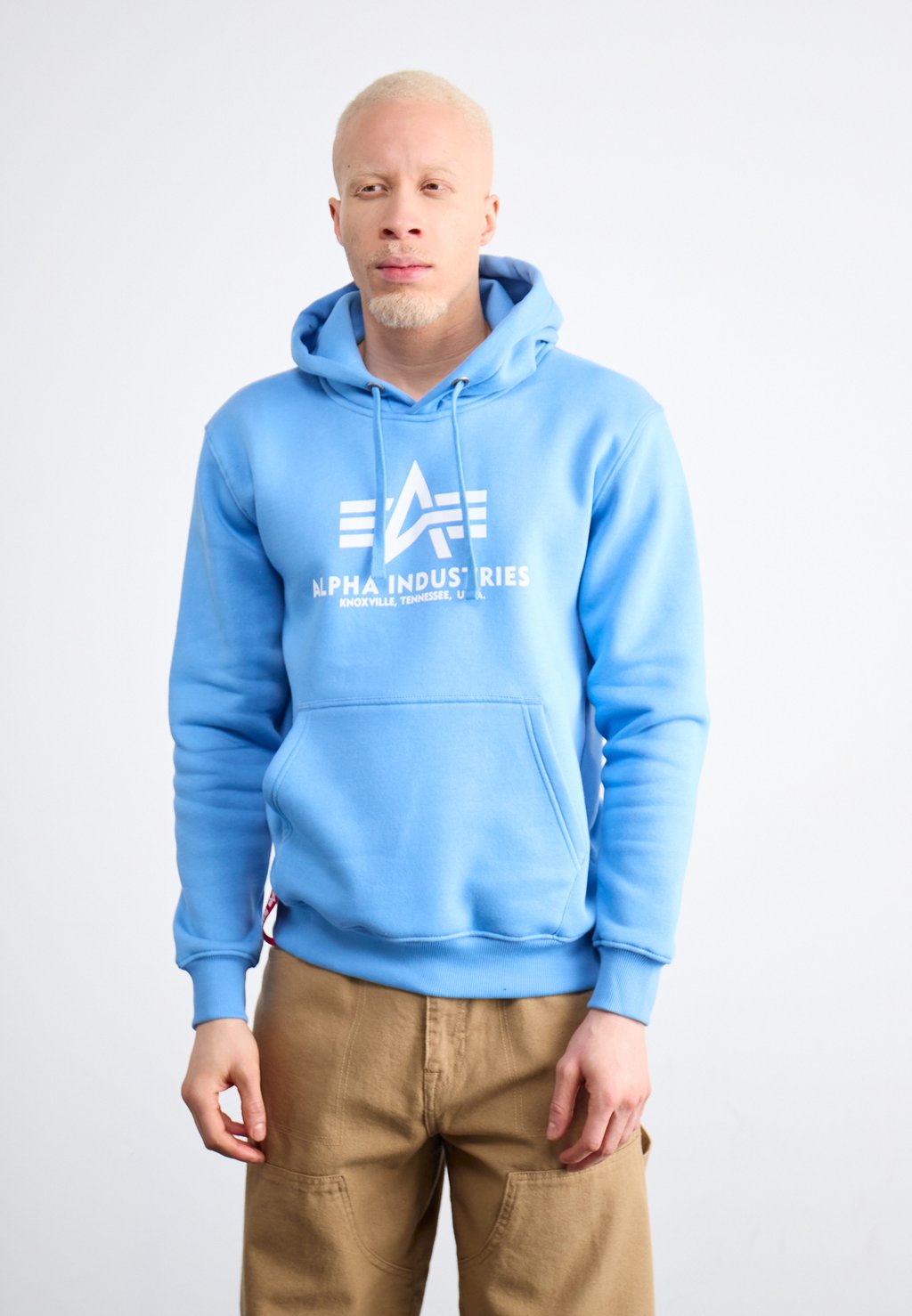 

Толстовка BASIC Alpha Industries, светло-голубой