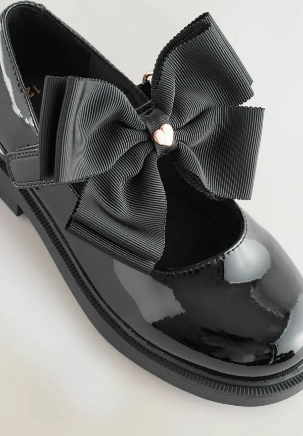 Классические балетки на массивной подошве с ремешком на щиколотке. Next, Black Patent Bow — фото 3