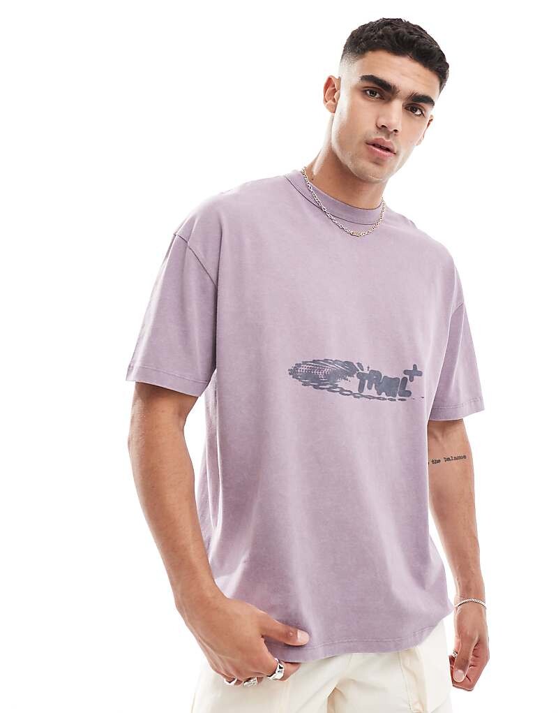 

Фиолетовая футболка оверсайз с принтом спереди ASOS Design