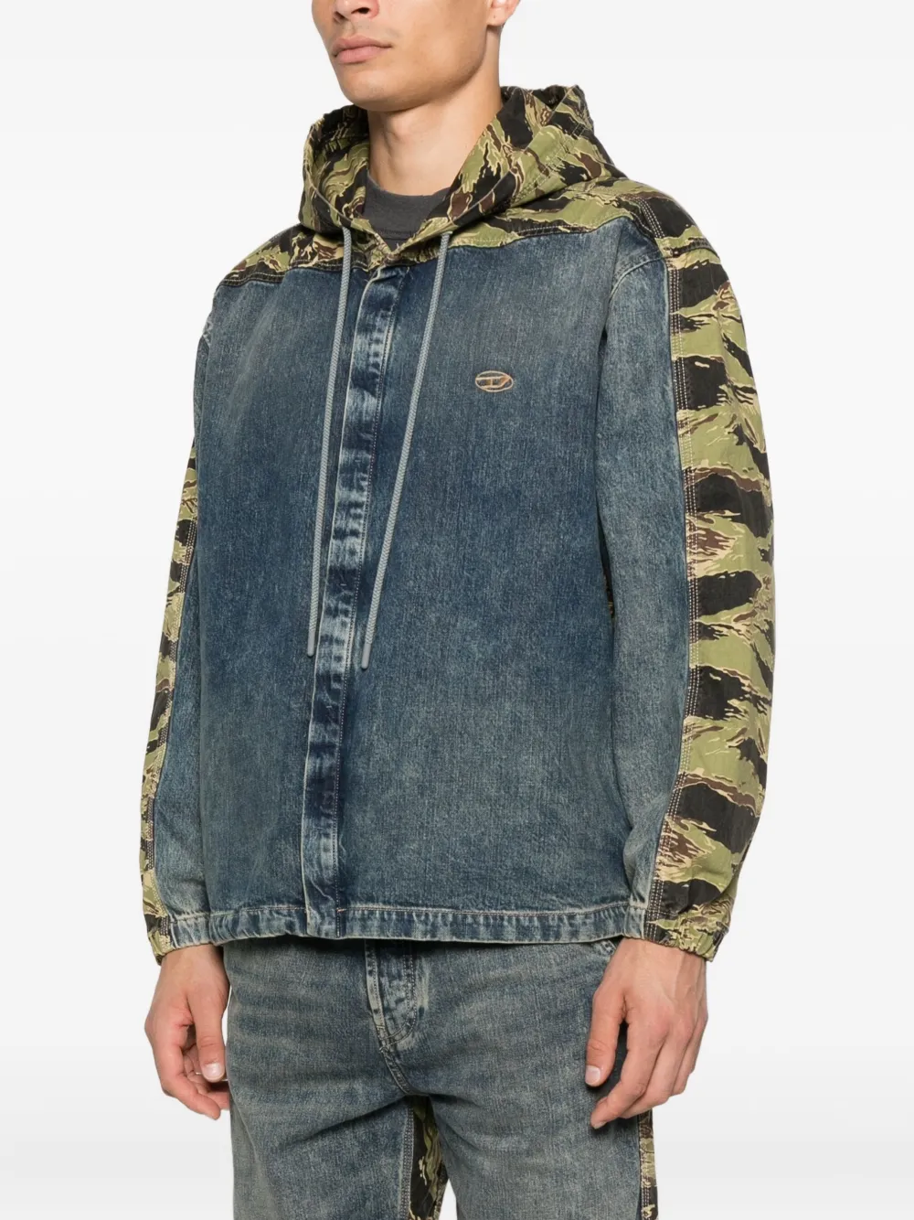 Джинсовая куртка с камуфляжными вставками DIESEL, синий — фото 3