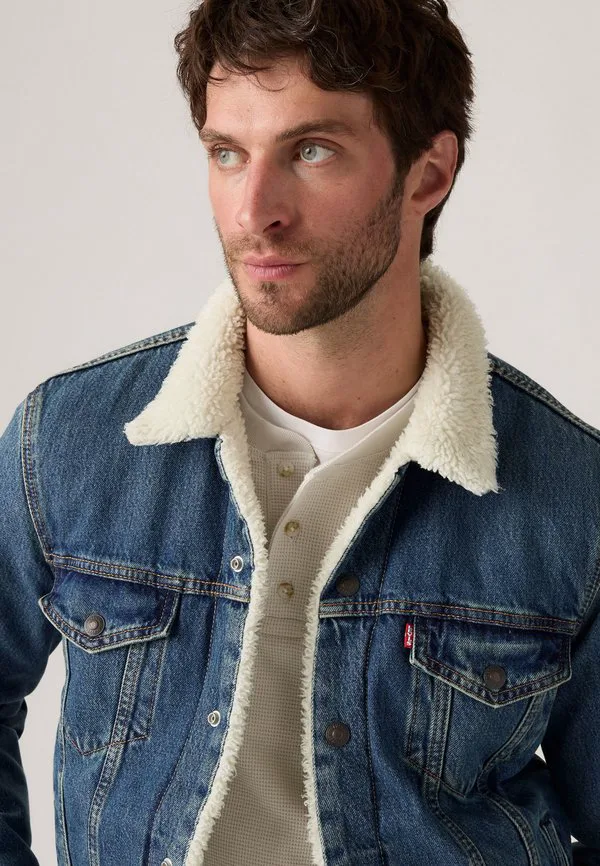 Джинсовая куртка дальнобойщика Levi'S, In The Morning Sherpa Trk — фото 4