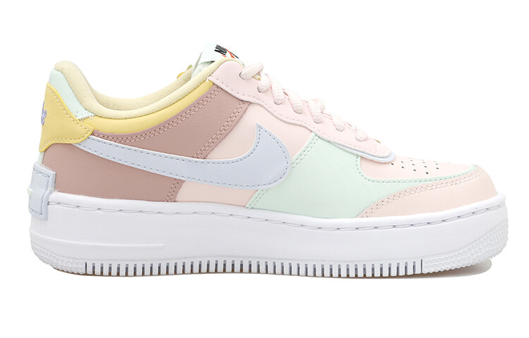 

Женские кроссовки для скейтбординга Nike Air Force 1